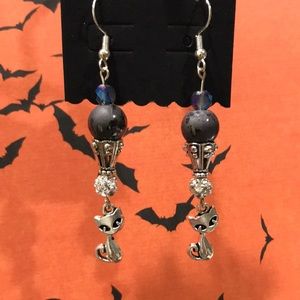 Magical-cat Earrings